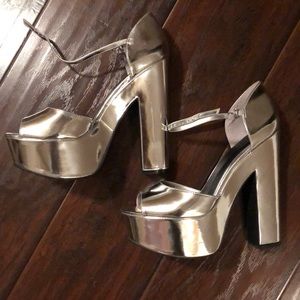 Worn once chunky heels